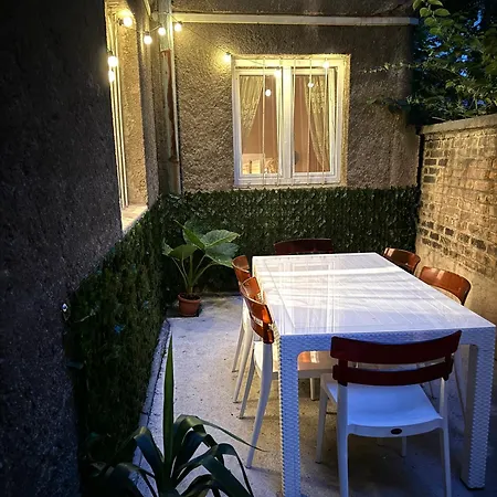 Miss Nareen's Apartment, Free Garage Spot * 塞拉耶佛