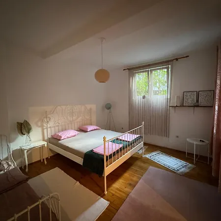 Apartment Miss Nareen's *
