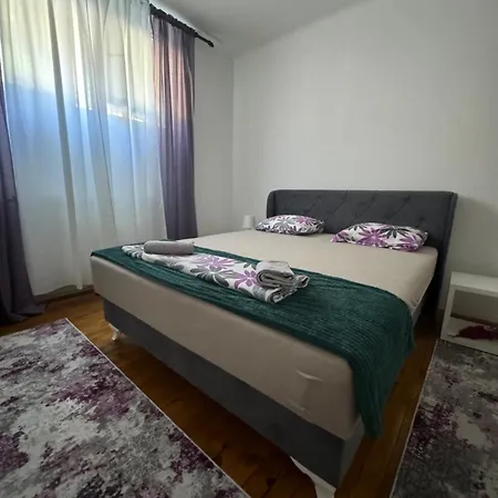 Apartment Miss Nareen's