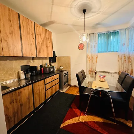 Apartment Miss Nareen's *